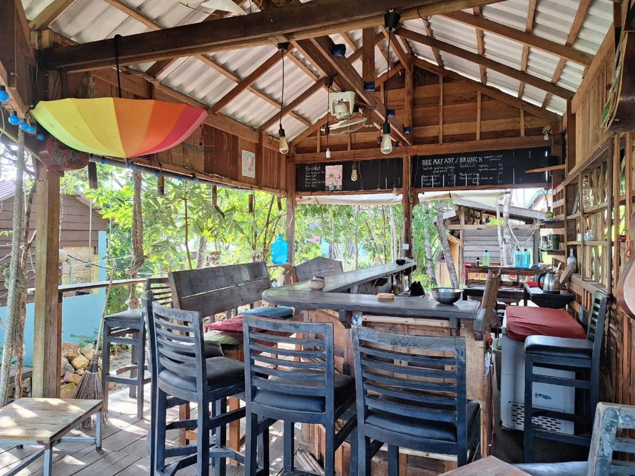 Dragonfly Guesthouse Koh Rong Sanloem Exterior foto