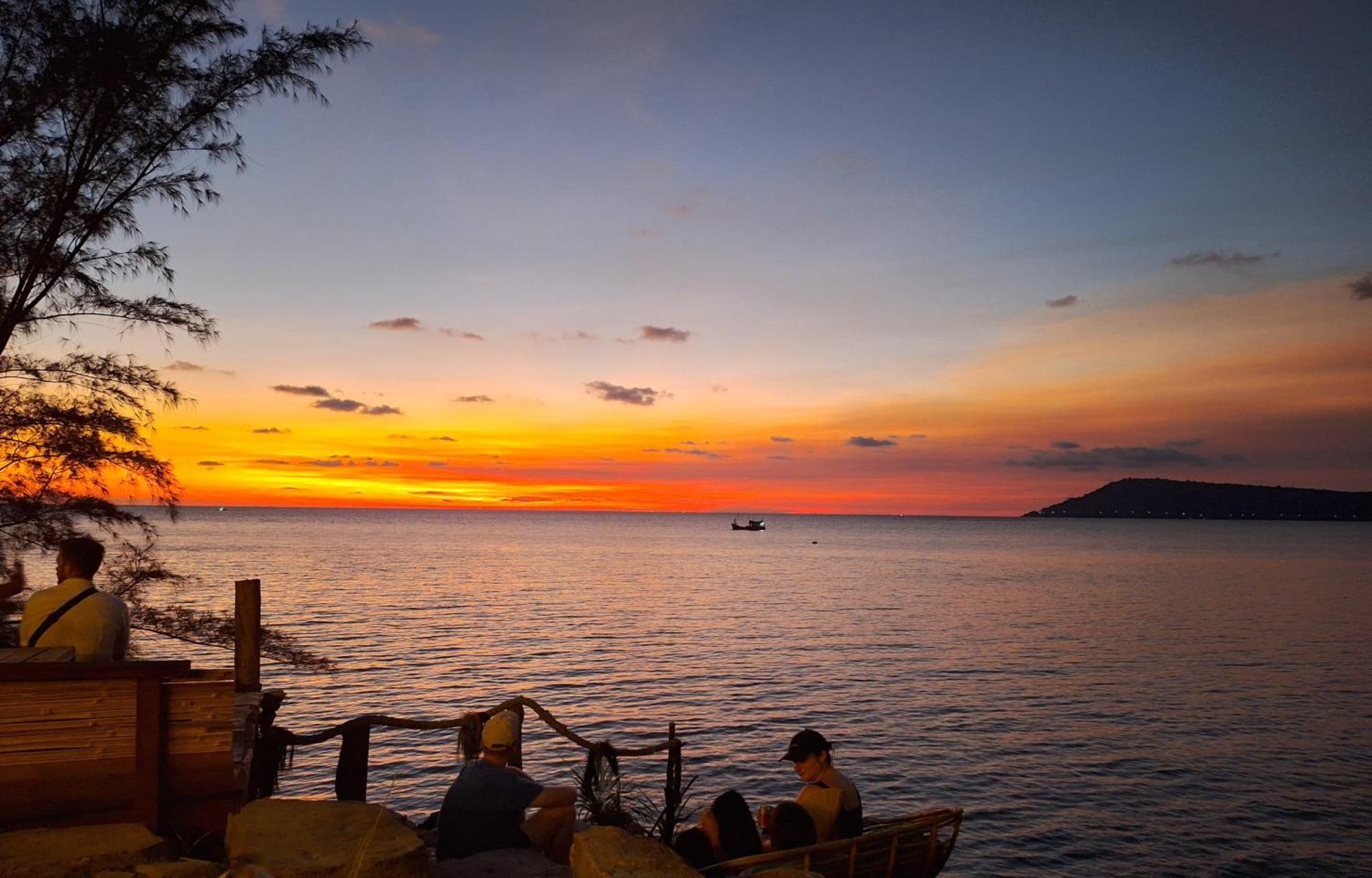 Dragonfly Guesthouse Koh Rong Sanloem Exterior foto