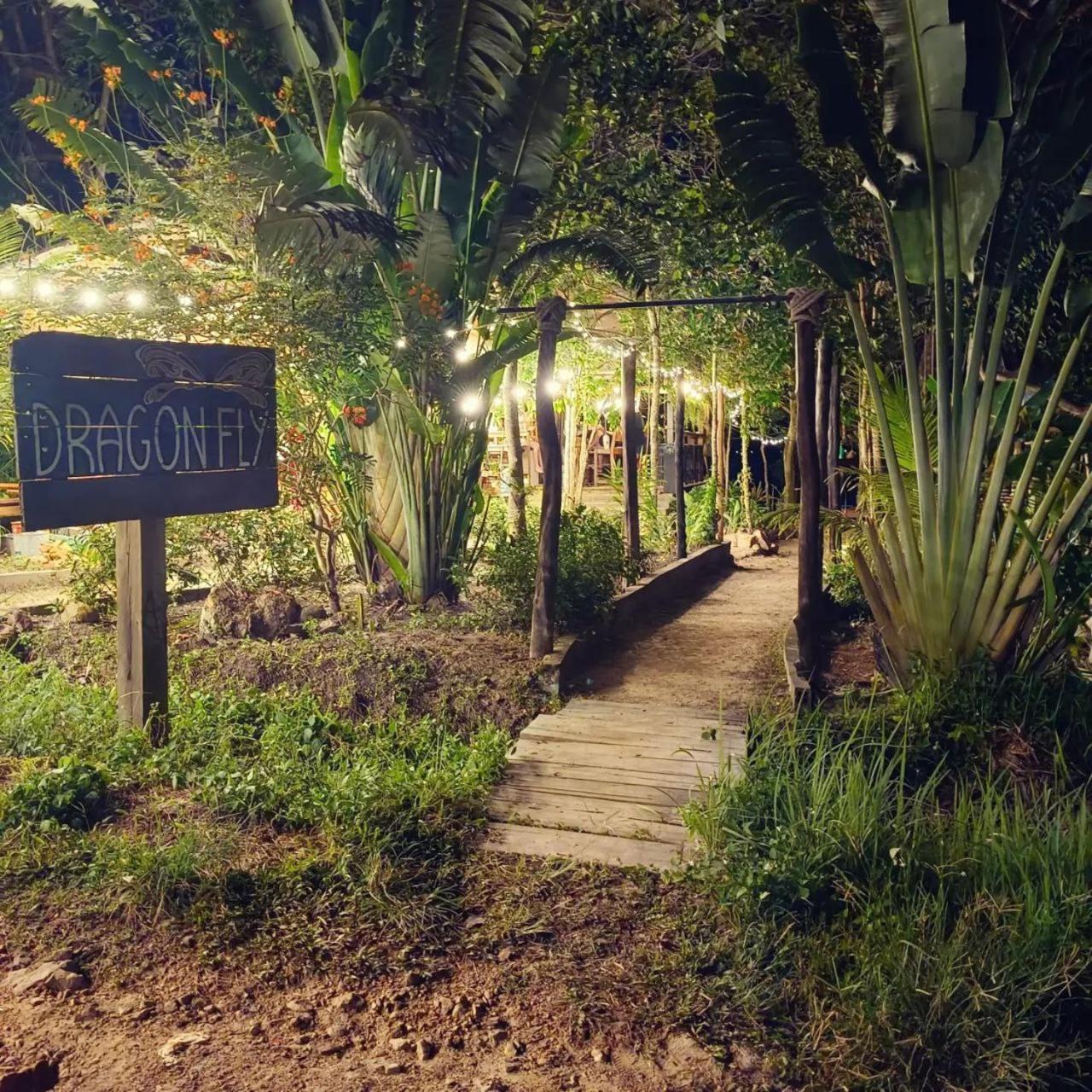 Dragonfly Guesthouse Koh Rong Sanloem Exterior foto